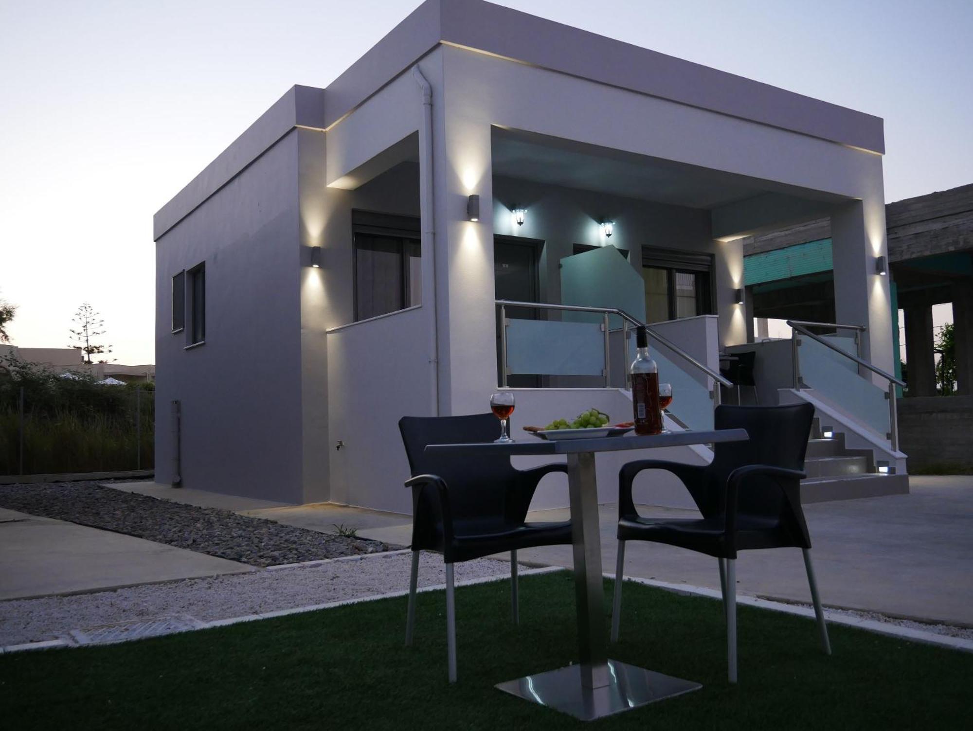 Erotokritos Studios Agia Marina Esterno foto